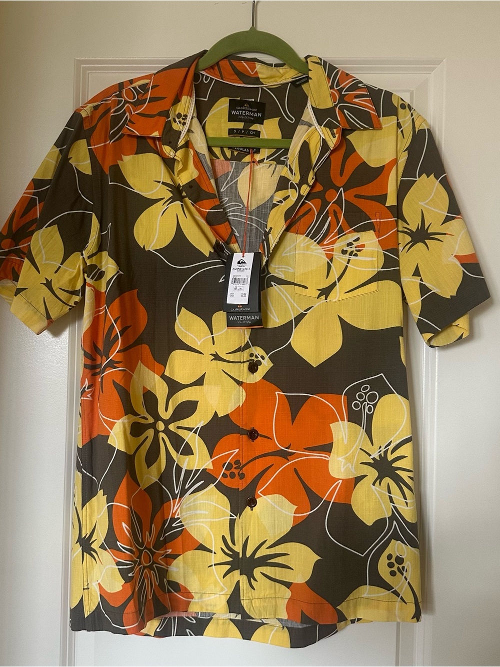 Quiksilver Men's Hawaiian Button-Down Shirt in Yellow, Orange & Brown